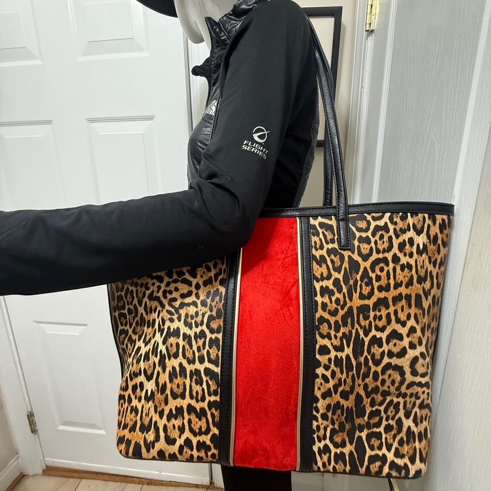 Chico’s Leopard Print Tote Bag with Red Accent I. Excellent  conditions - Picture 9 of 15